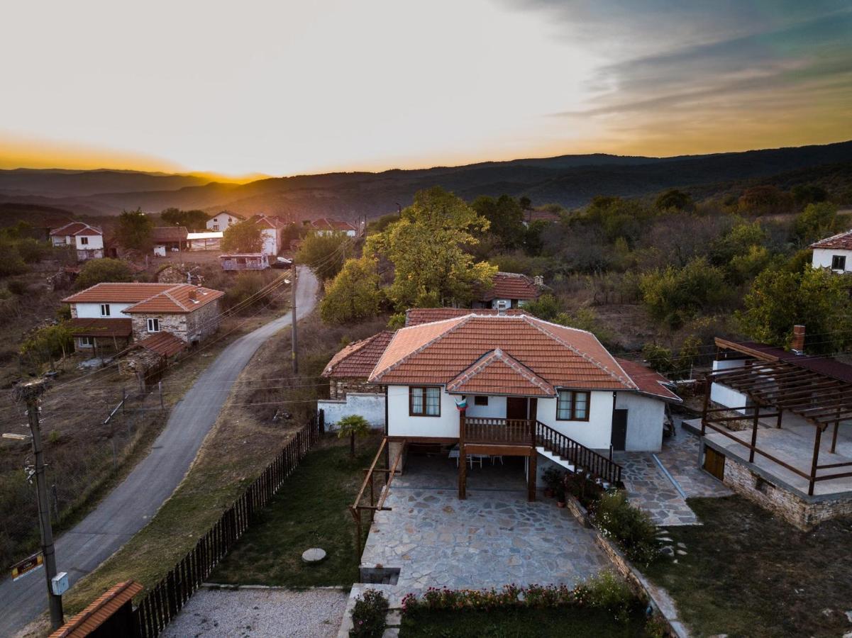 Casa Lambuh Hotel Buitenkant foto